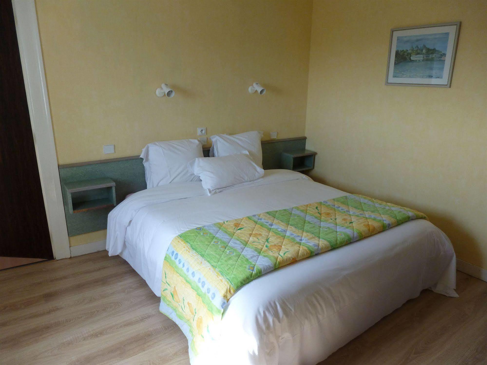 Hotel Regina Роскоф Экстерьер фото